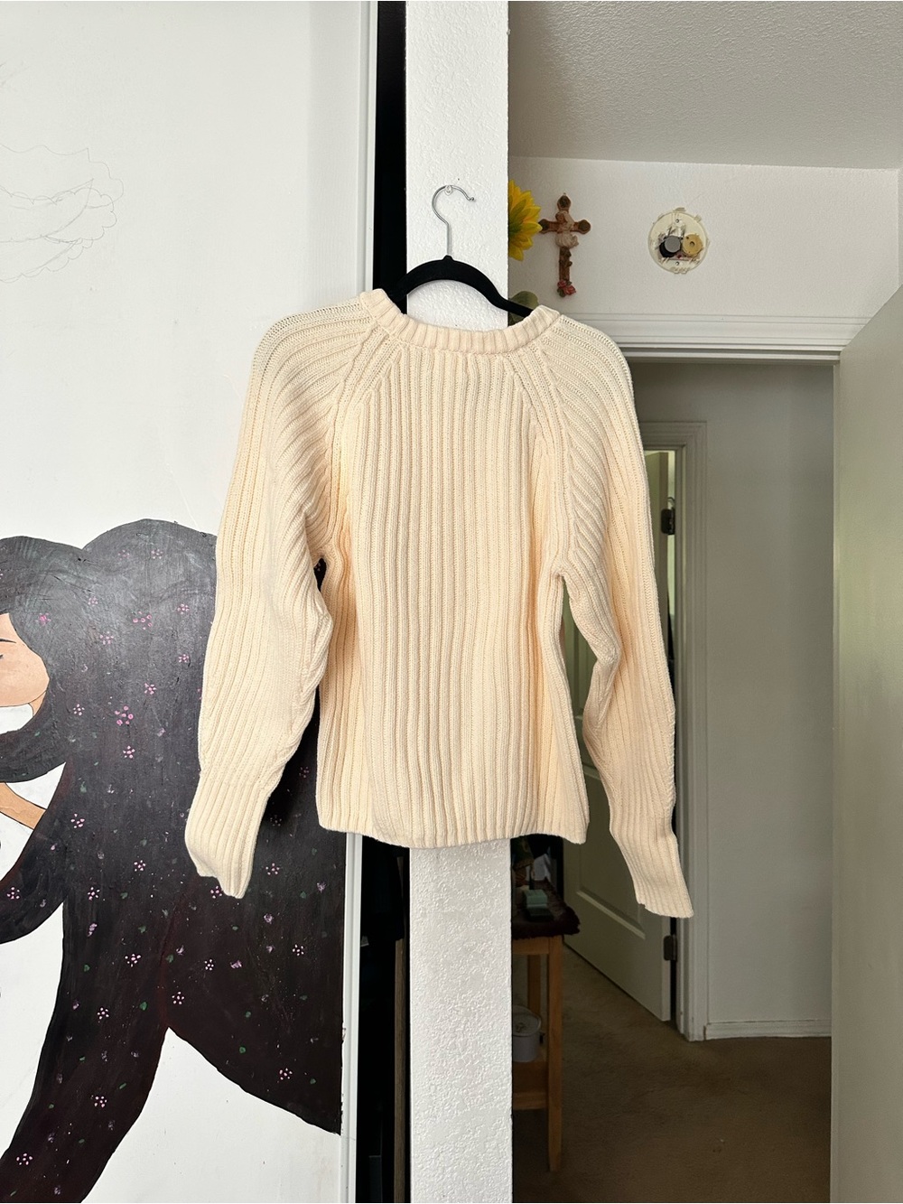 H&M Cream Ribbed Crewneck Sweater - Picture 2 of 3